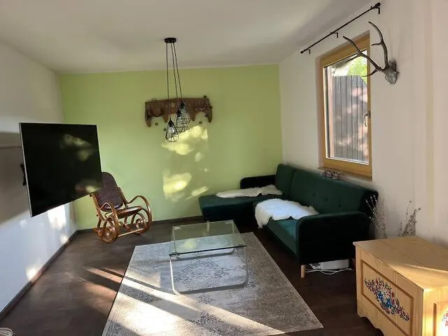 Binis Murtalblick شقة